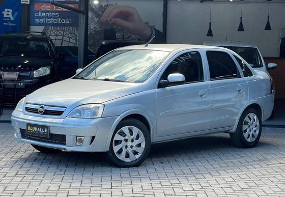 CHEVROLET CORSA 1.4 MPFI PREMIUM SEDAN 8V FLEX 4P MANUAL CHEVROLET CORSA 1.4 MPFI PREMIUM SEDAN 8V FLEX 4P MANUAL